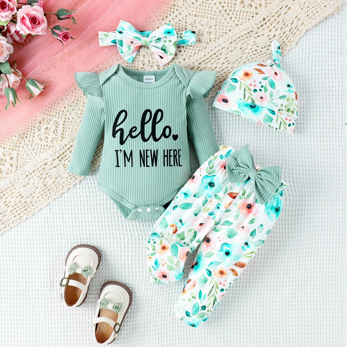 4PCS Autumn New Style Baby From 0 To 6 Months Casual Fashion, Multi-Color Pit Strip Letter Printed Hat Suit + Headscarf Hat