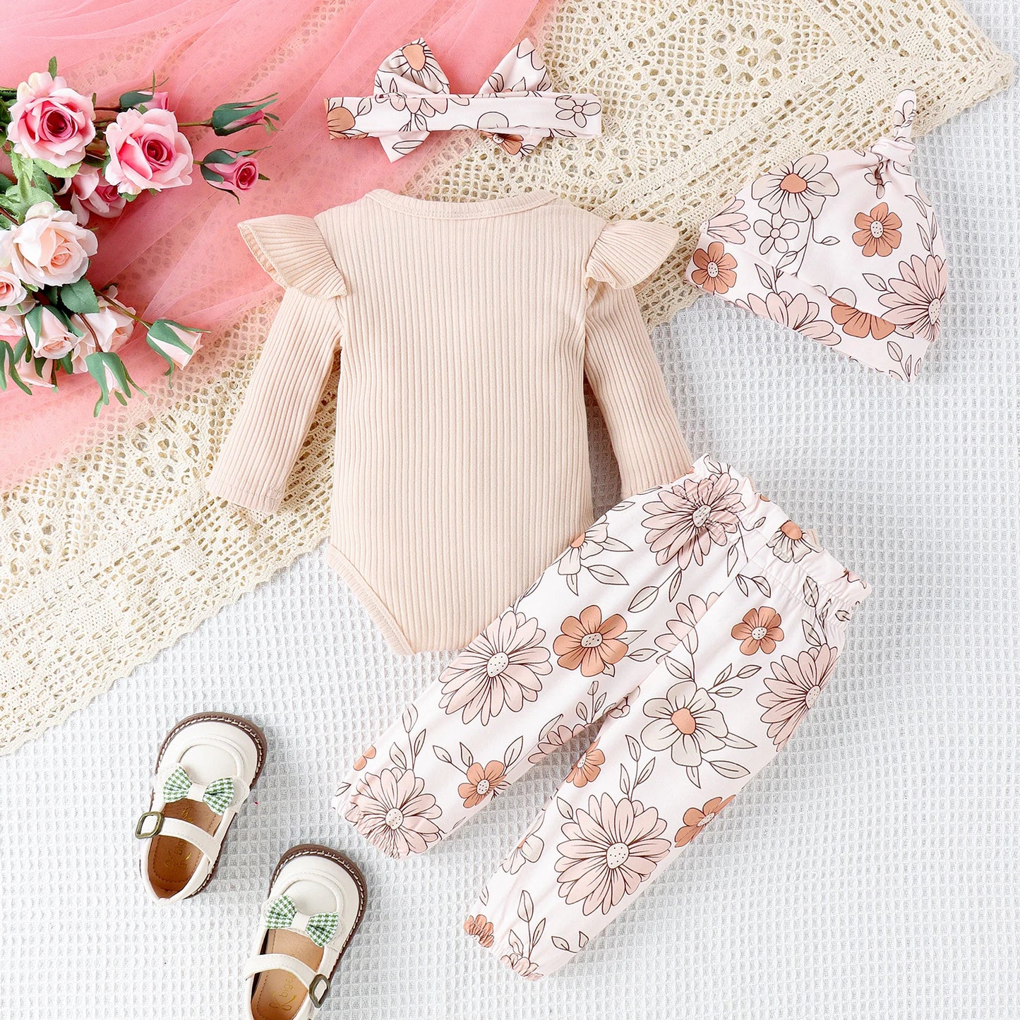 4PCS Autumn New Style Baby From 0 To 6 Months Casual Fashion, Multi-Color Pit Strip Letter Printed Hat Suit + Headscarf Hat