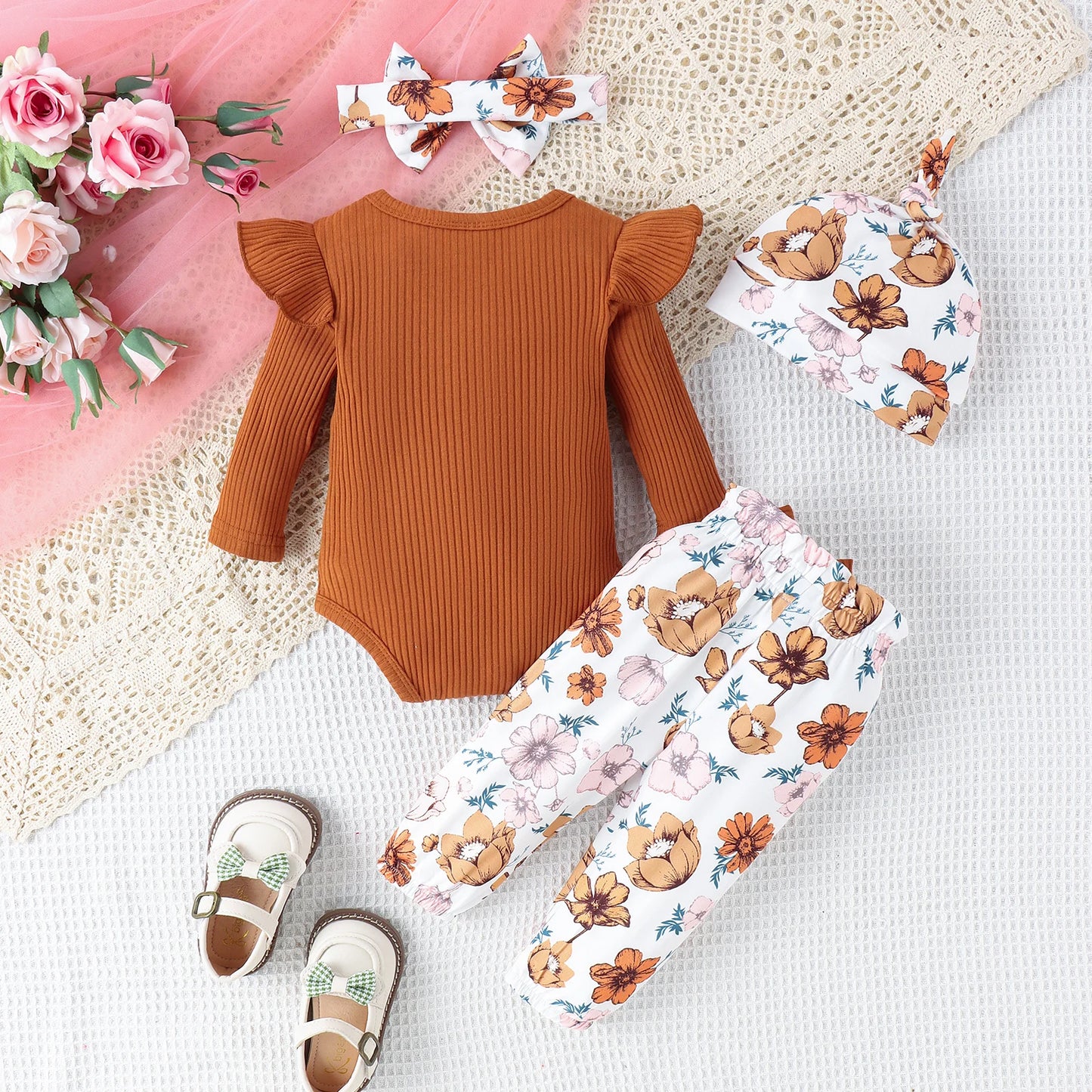4PCS Autumn New Style Baby From 0 To 6 Months Casual Fashion, Multi-Color Pit Strip Letter Printed Hat Suit + Headscarf Hat