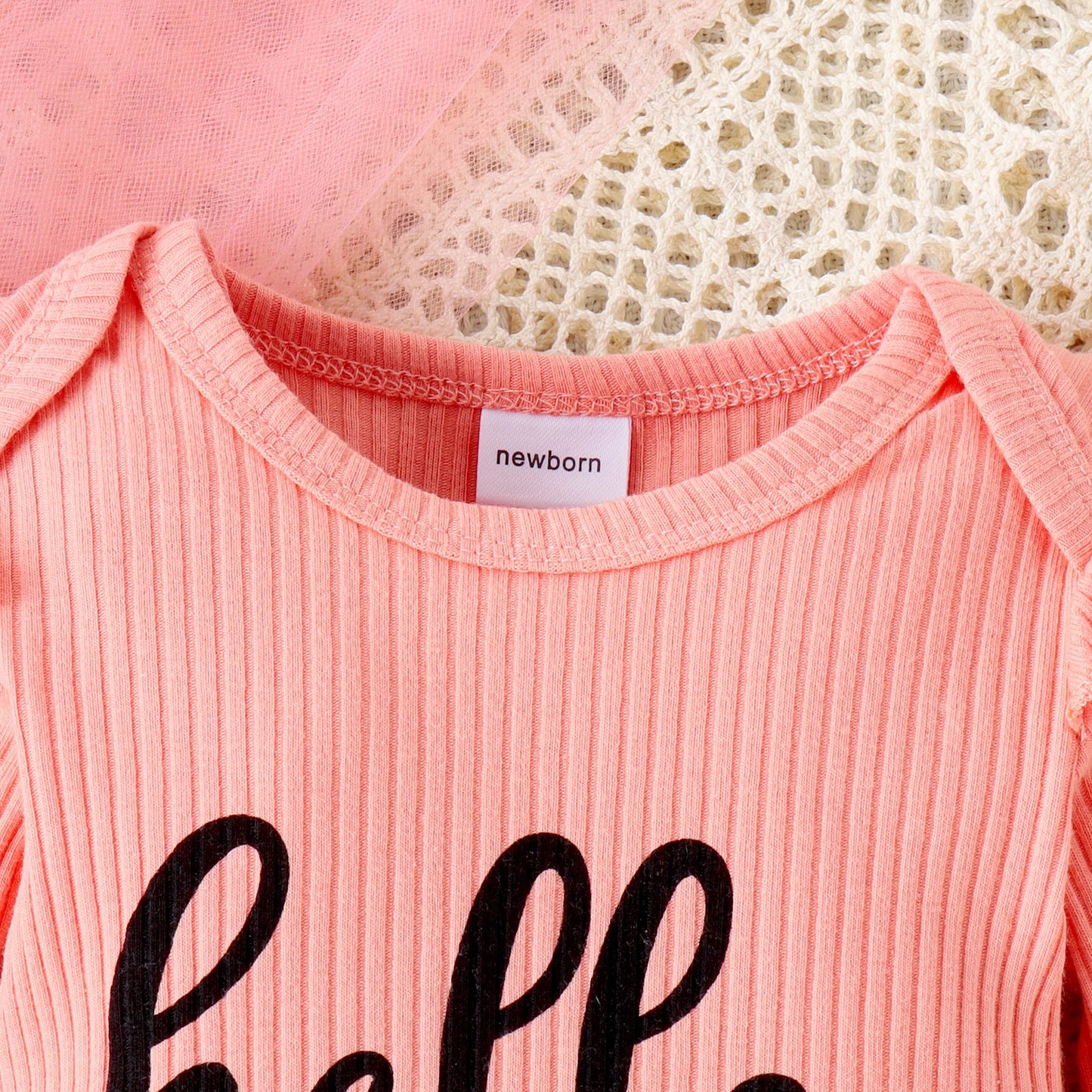 4PCS Autumn New Style Baby From 0 To 6 Months Casual Fashion, Multi-Color Pit Strip Letter Printed Hat Suit + Headscarf Hat